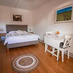 Bed & Breakfast Chateau Rochefort Allaman
