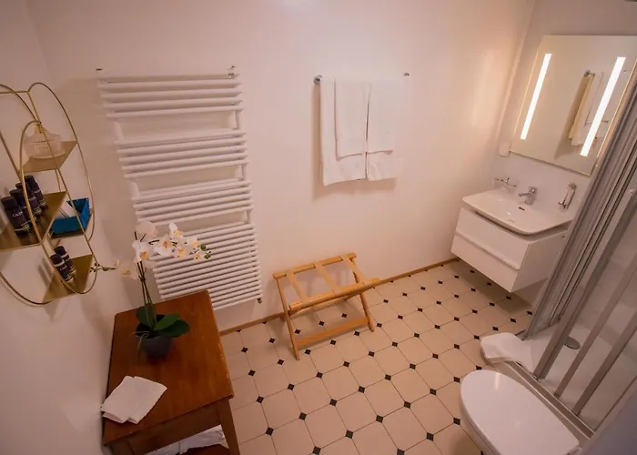 Chateau Rochefort Bed & Breakfast