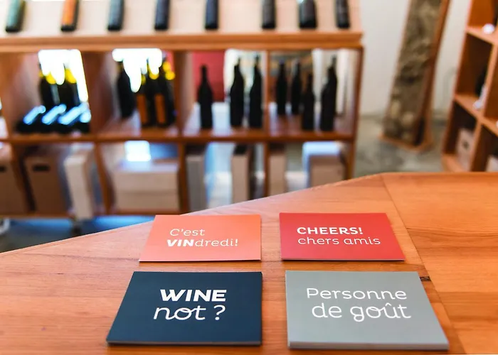 Chateau Rochefort Bed & Breakfast 4*